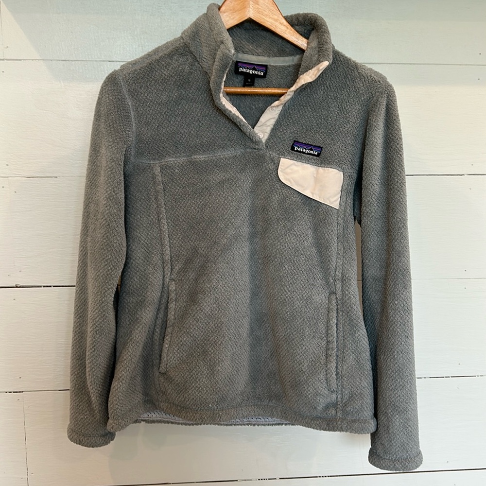 Patagonia women’s Re-tool half snap pullover